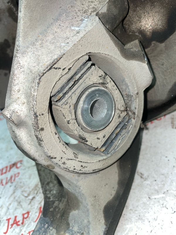 Кулак поворотный, 3000 рублей, Владимир