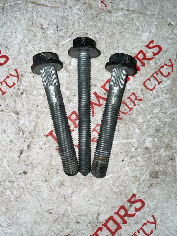 Болт крепления редуктора, 1500 рублей, Владимир