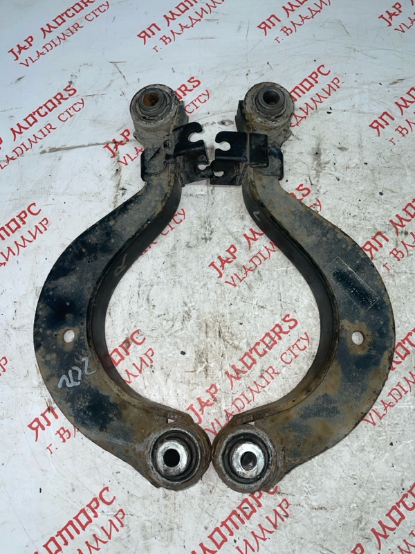 Рычаг подвески верхний, 3000 рублей, Владимир