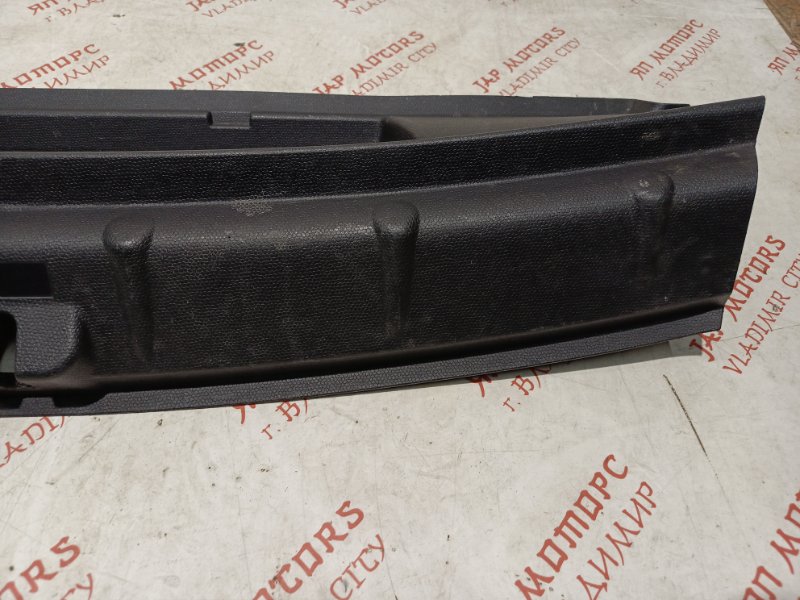 Накладка замка багажника, 2500 рублей, Владимир