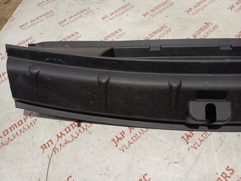 Накладка замка багажника, 2500 рублей, Владимир