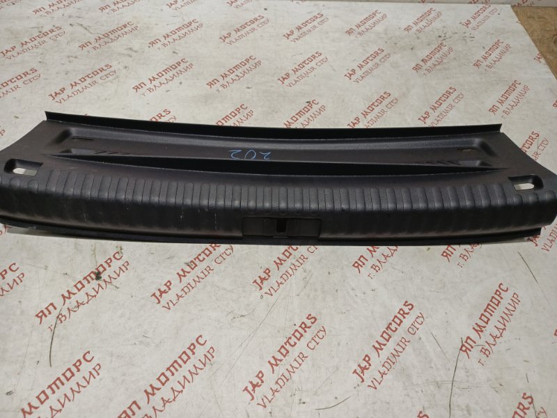 Накладка замка багажника, 1500 рублей, Владимир