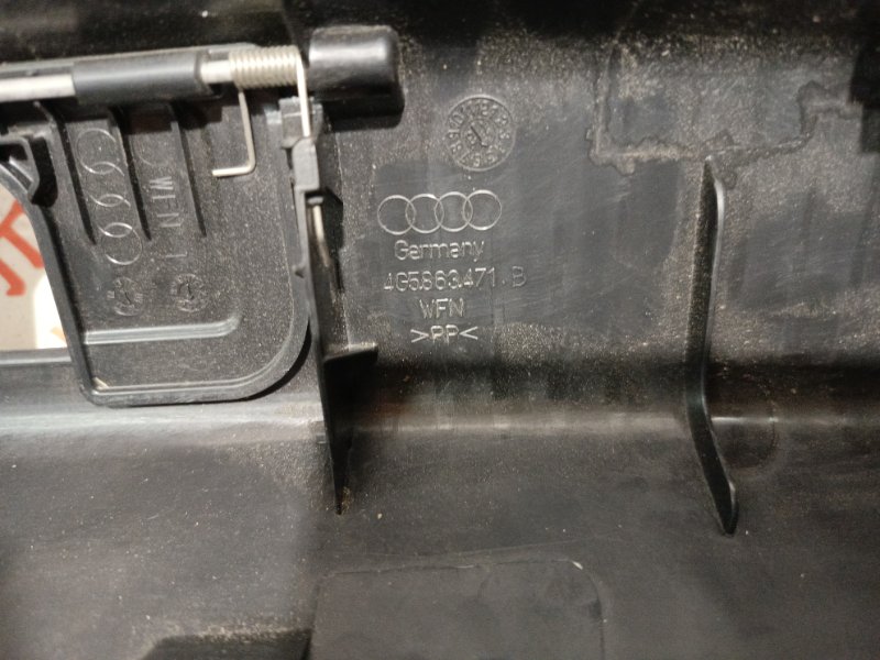 Накладка замка багажника, 1500 рублей, Владимир