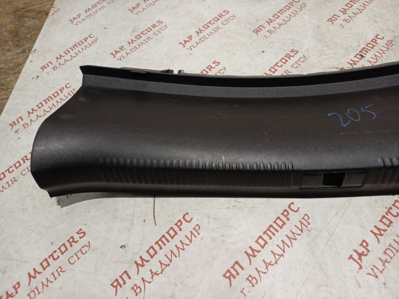 Накладка замка багажника, 1500 рублей, Владимир