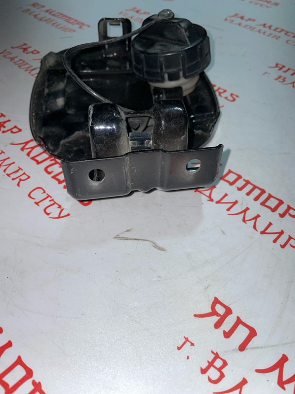 Лючок топливного бака, 1000 рублей, Владимир