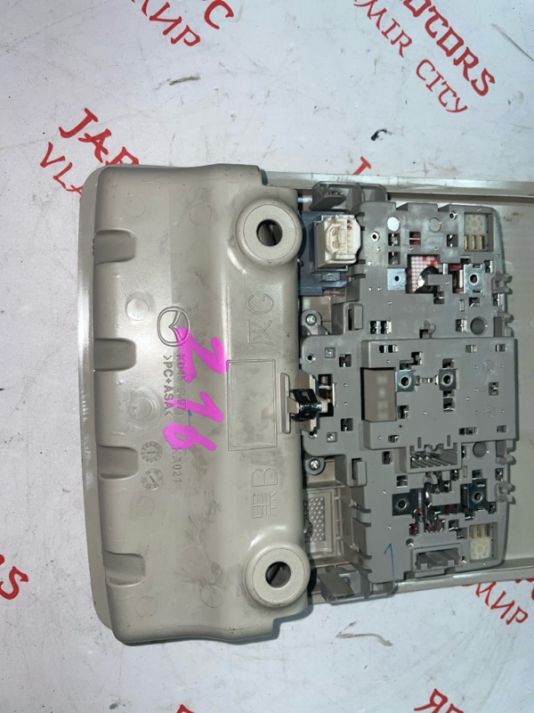 Плафон подсветки салона, 2000 рублей, Владимир