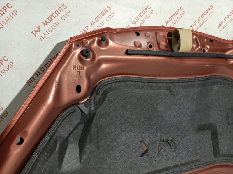 Капот, 10000 рублей, Владимир