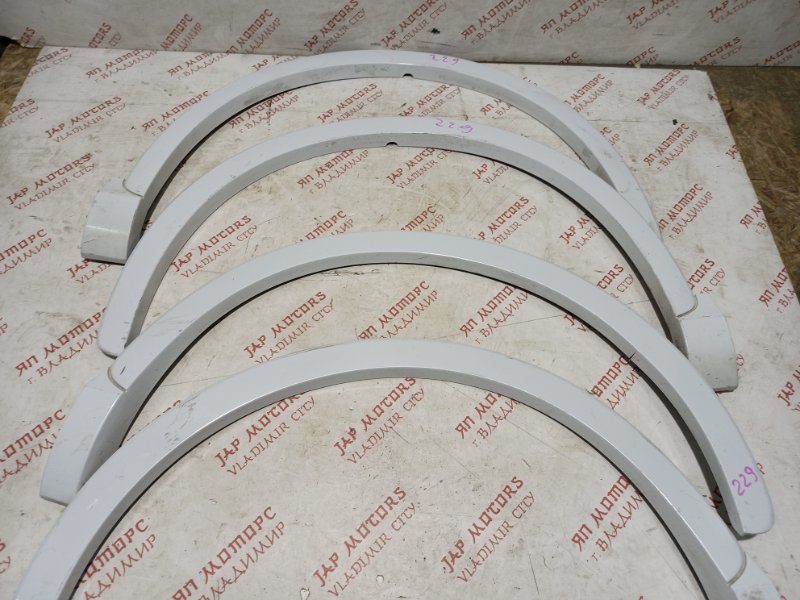 Арка крыла, 5000 рублей, Владимир