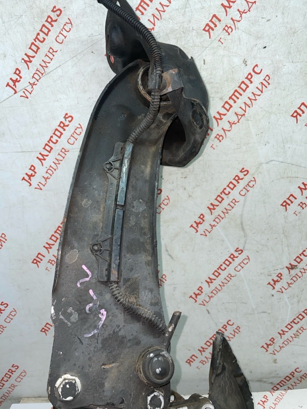 Кулак поворотный, 3500 рублей, Владимир