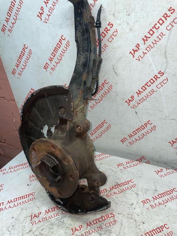 Кулак поворотный, 3500 рублей, Владимир