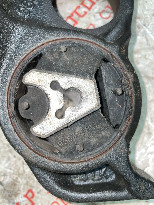 Кронштейн привода, 1000 рублей, Владимир