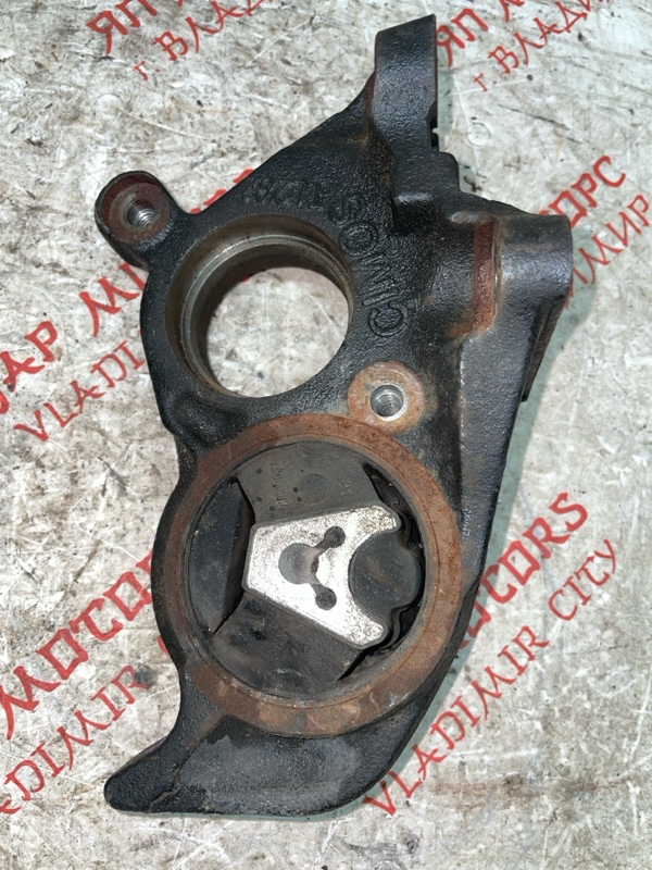 Кронштейн привода, 1000 рублей, Владимир