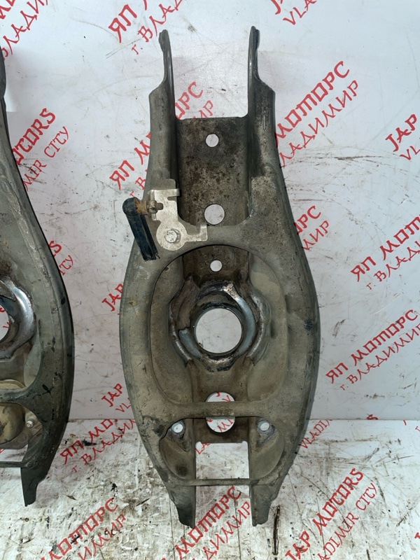 Рычаг подвески нижний, 1000 рублей, Владимир