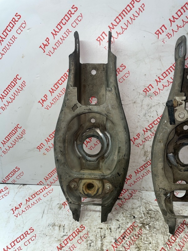 Рычаг подвески нижний, 1000 рублей, Владимир