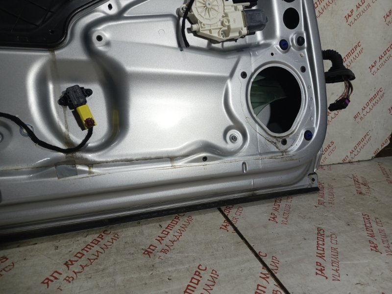 Дверь боковая, 11000 рублей, Владимир