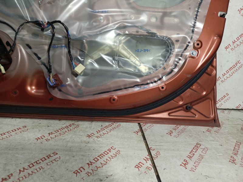 Дверь боковая, 16000 рублей, Владимир