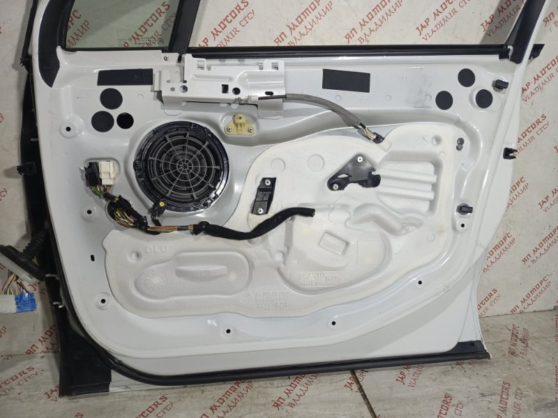 Дверь боковая, 16000 рублей, Владимир