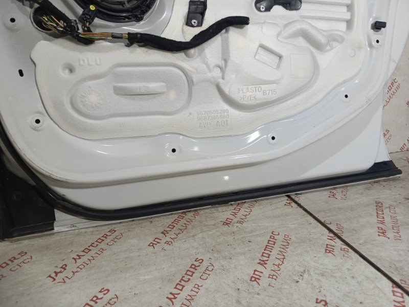 Дверь боковая, 16000 рублей, Владимир