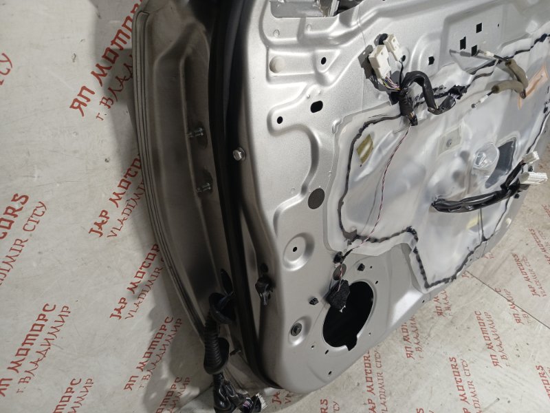 Дверь боковая, 39000 рублей, Владимир