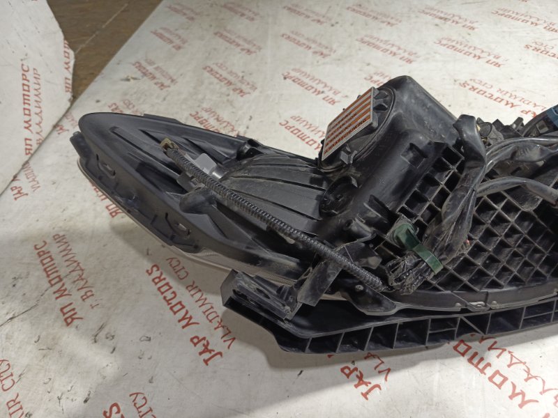 Фара ксеноновая, 12000 рублей, Владимир