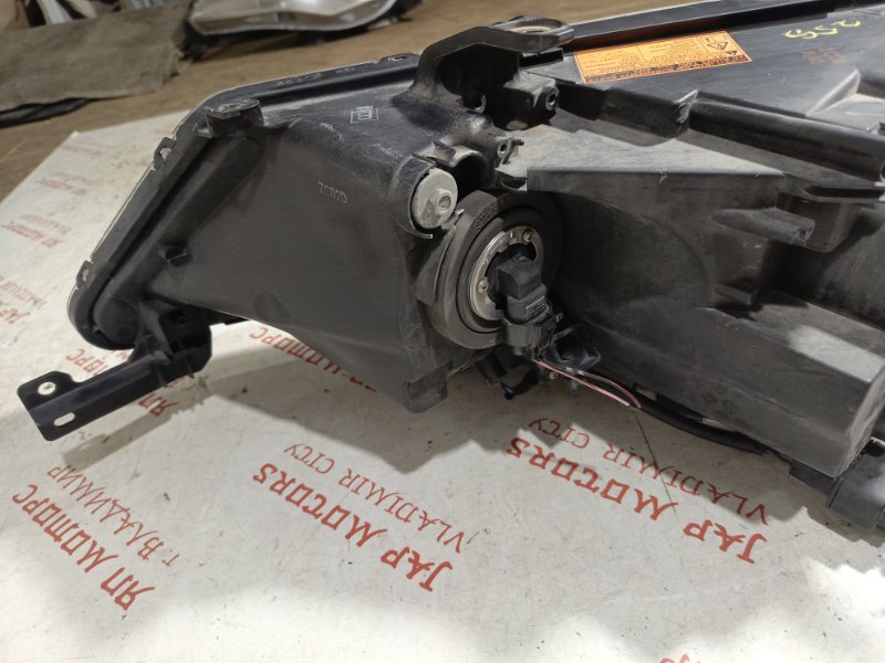 Фара ксеноновая, 11000 рублей, Владимир