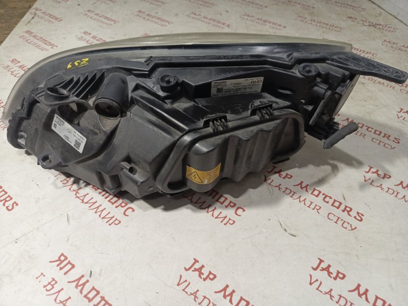 Фара ксеноновая, 18000 рублей, Владимир