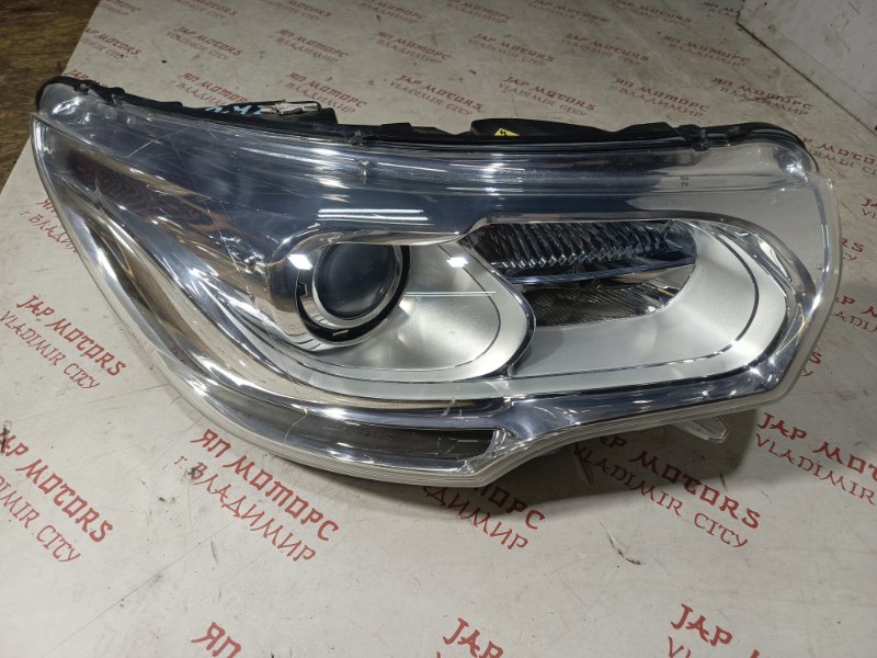 Фара ксеноновая, 15000 рублей, Владимир