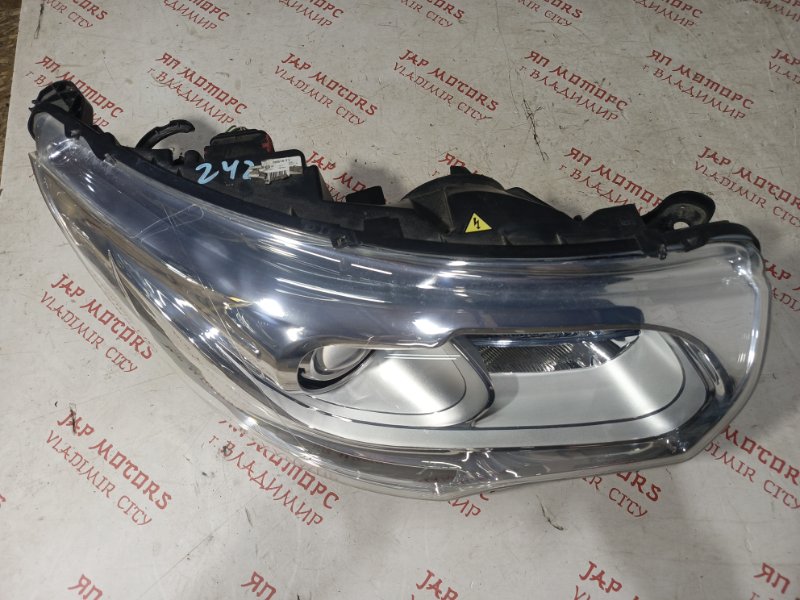 Фара ксеноновая, 15000 рублей, Владимир