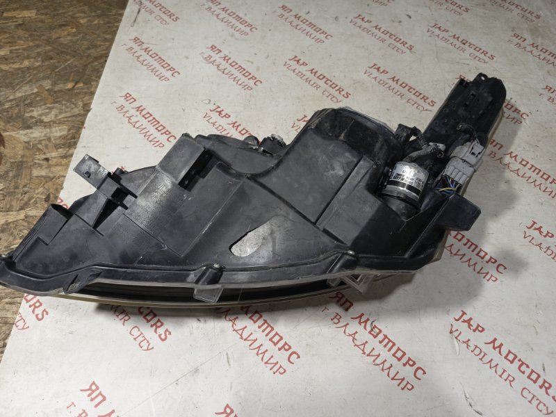 Фара ксеноновая, 20000 рублей, Владимир