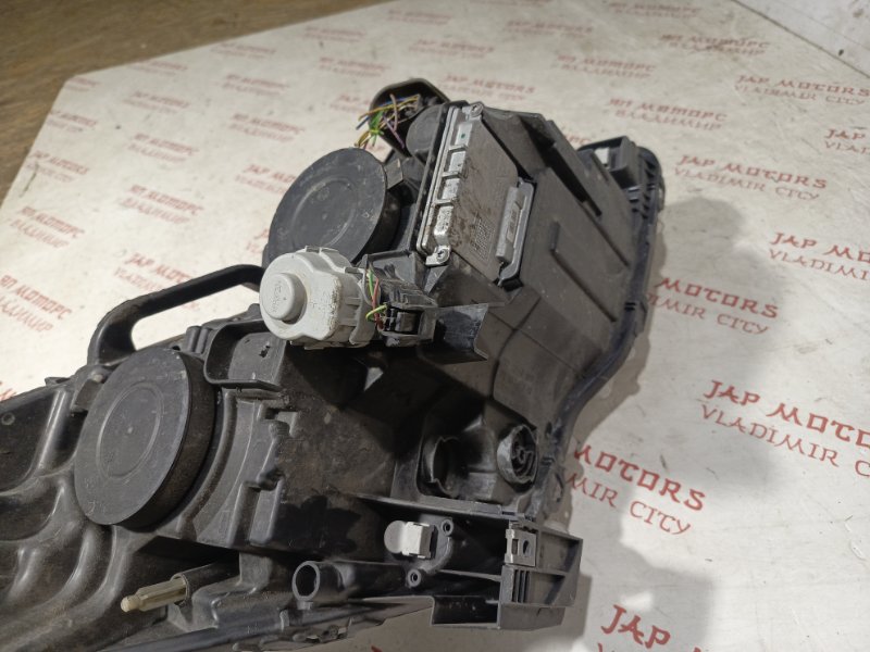 Фара ксеноновая, 15000 рублей, Владимир