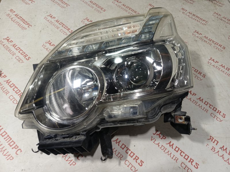 Фара ксеноновая, 20000 рублей, Владимир