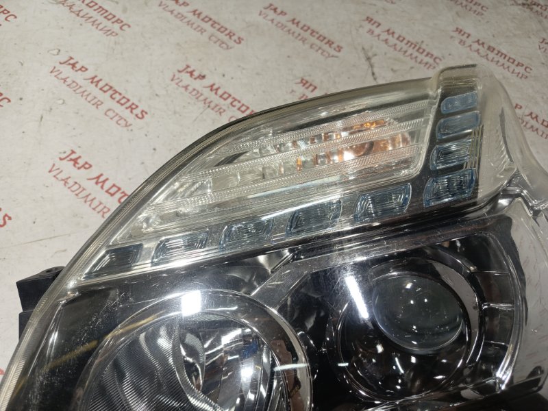 Фара ксеноновая, 20000 рублей, Владимир