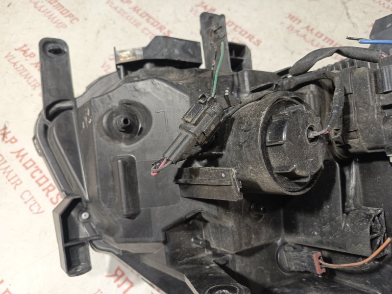 Фара ксеноновая, 20000 рублей, Владимир