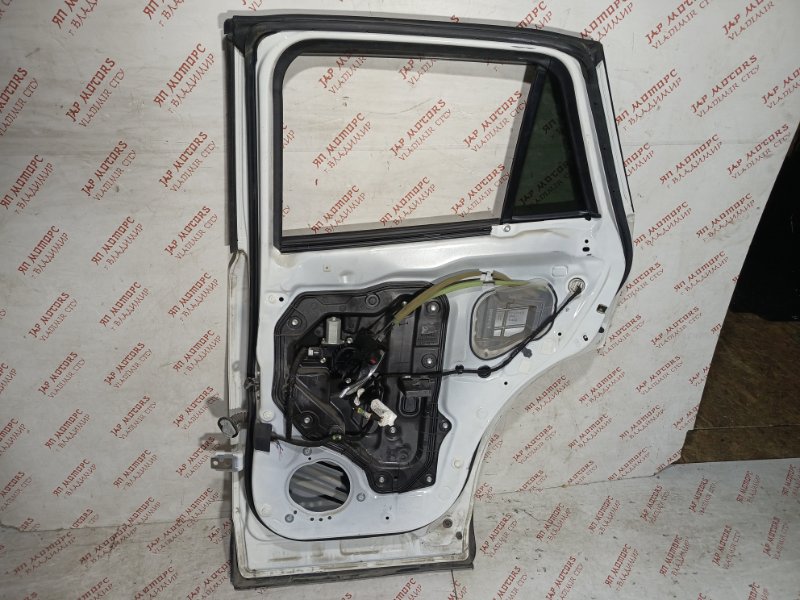 Дверь боковая, 22000 рублей, Владимир