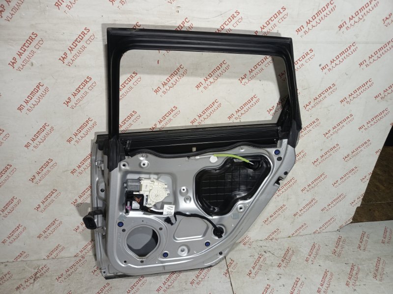 Дверь боковая, 11000 рублей, Владимир