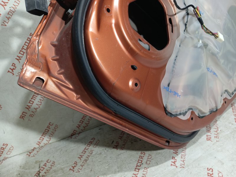 Дверь боковая, 11000 рублей, Владимир