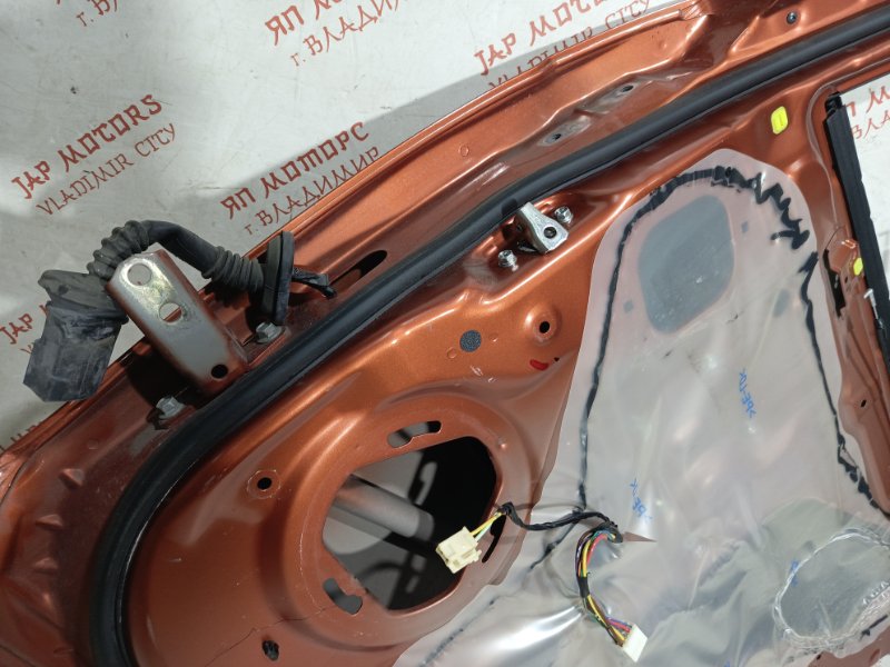 Дверь боковая, 11000 рублей, Владимир