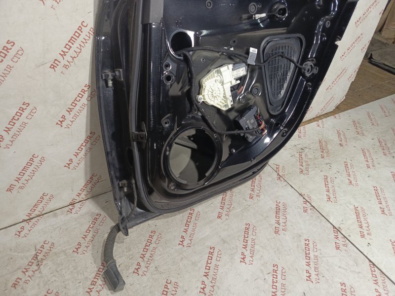 Дверь боковая, 13000 рублей, Владимир