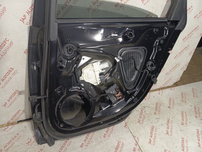 Дверь боковая, 11000 рублей, Владимир