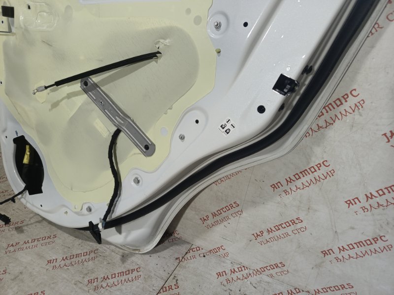 Дверь боковая, 9000 рублей, Владимир