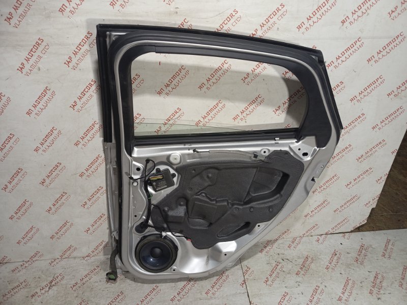 Дверь боковая, 18000 рублей, Владимир