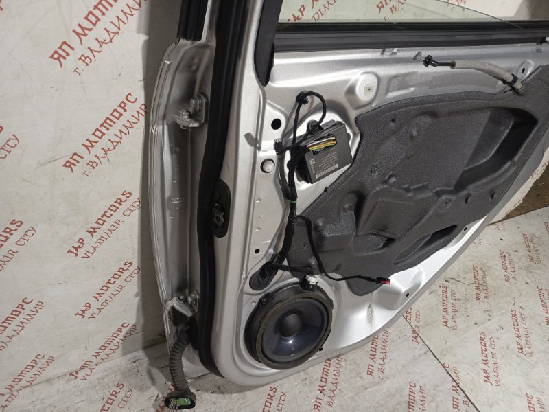 Дверь боковая, 18000 рублей, Владимир