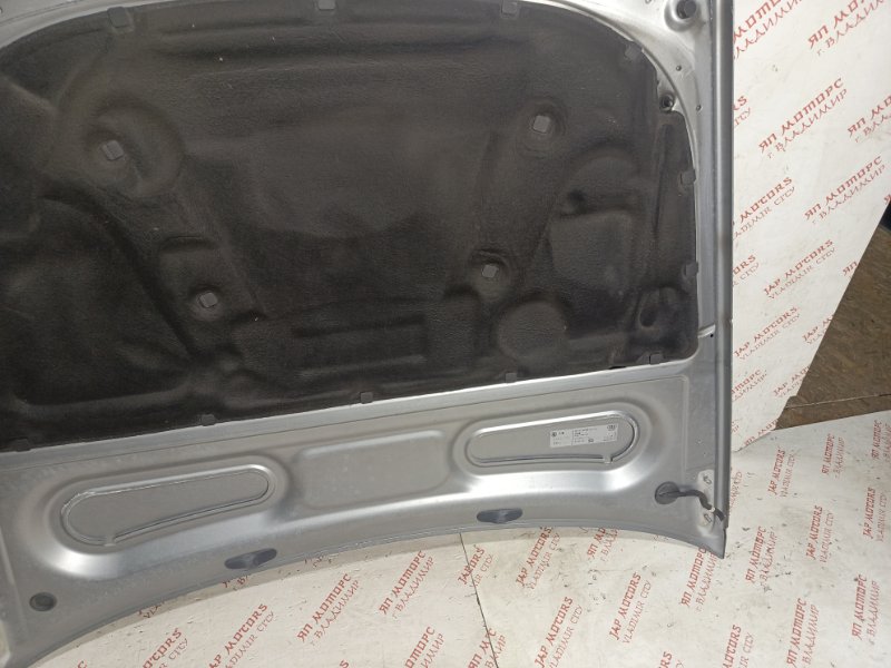 Капот, 5000 рублей, Владимир