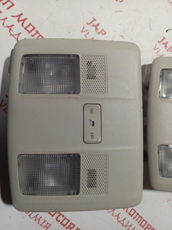 Плафон подсветки салона, 2000 рублей, Владимир