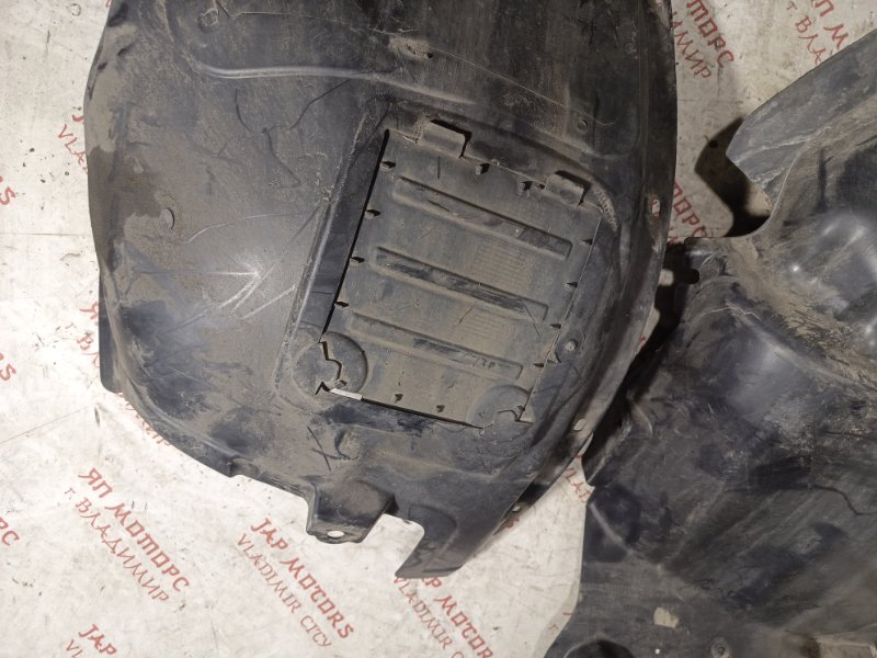 Подкрылок, 5000 рублей, Владимир