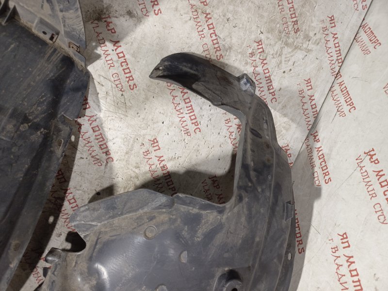 Подкрылок, 5000 рублей, Владимир