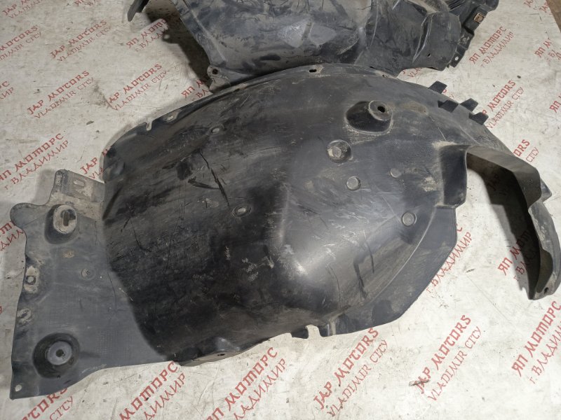 Подкрылок, 5000 рублей, Владимир