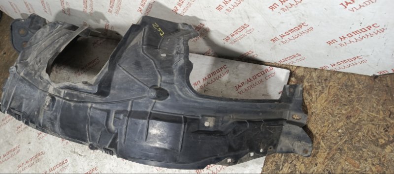 Подкрылок, 2000 рублей, Владимир