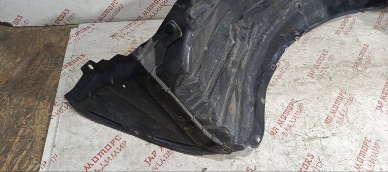 Подкрылок, 4000 рублей, Владимир