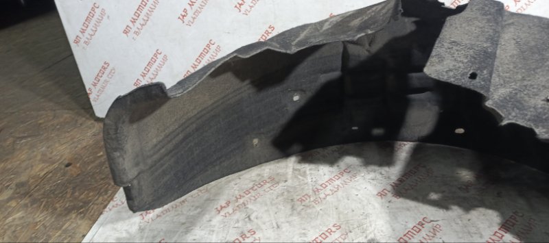 Подкрылок, 2000 рублей, Владимир